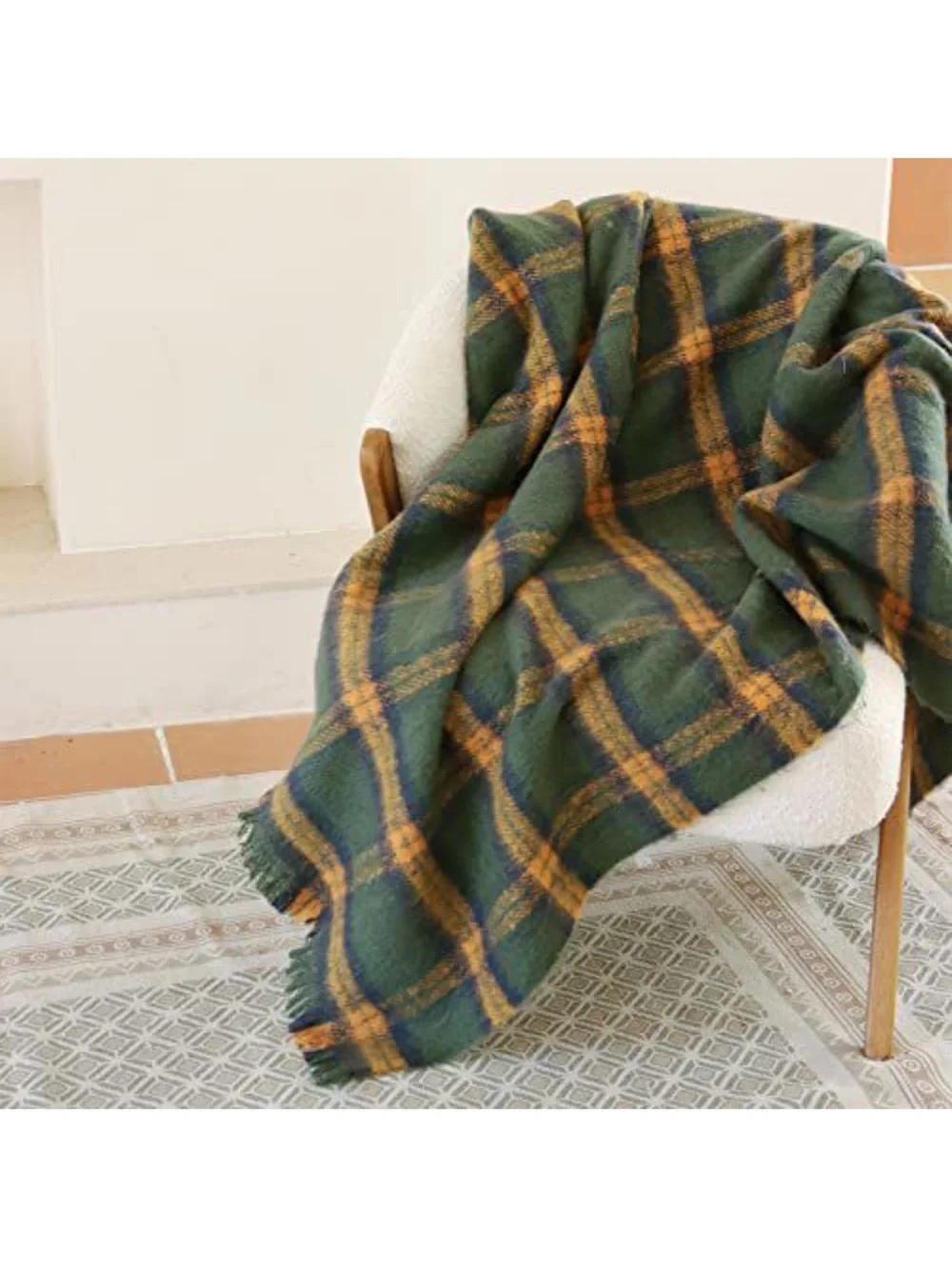 Green Plaid Throw Blanket - Cozy Checkered Home Throw